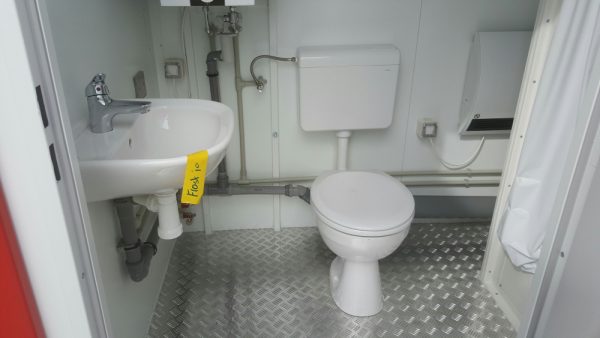 Sanitärcontainer 8 Fuss