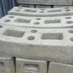 Betonsockel zu Mobilzaun