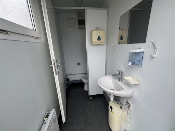 Sanitärcontainer 10 Fuss