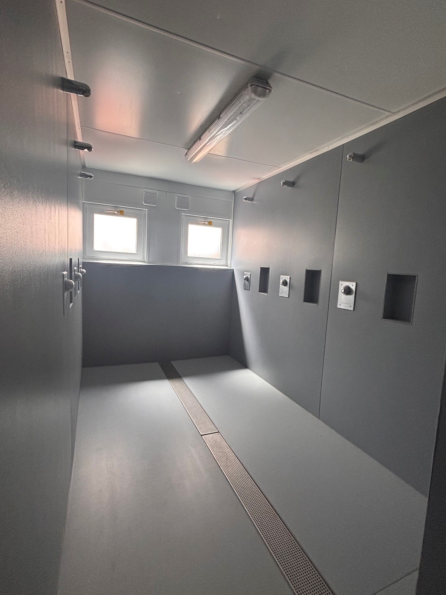 Conteneur de douche de 20 pieds – Image 2