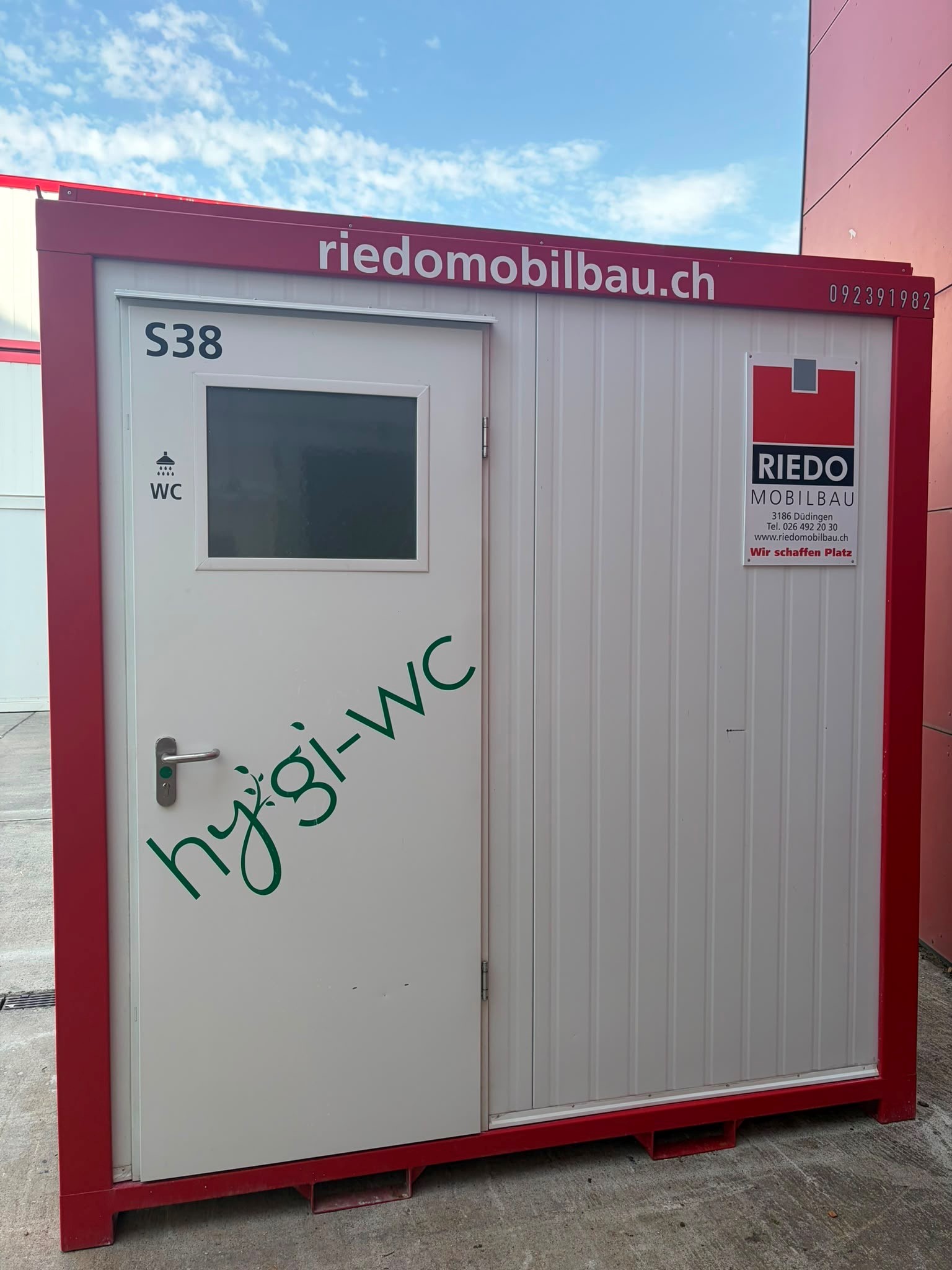 Container sanitaire 8 pieds