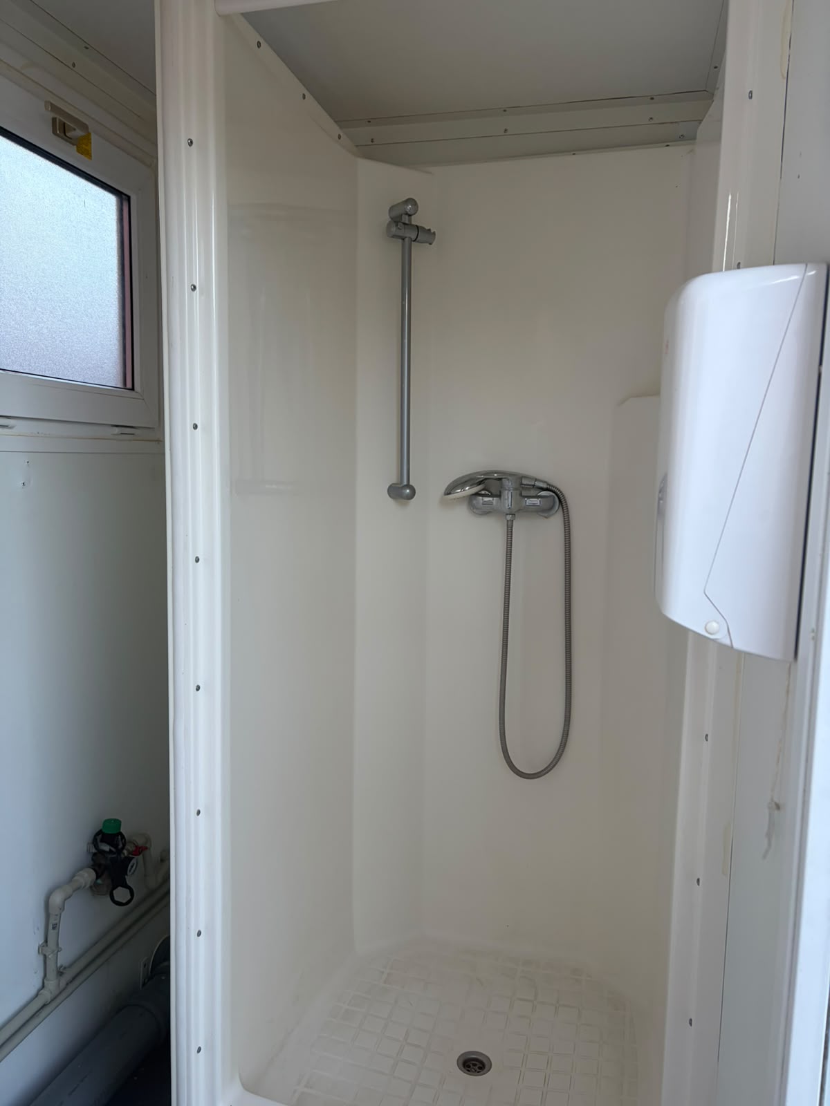 WC- & Duschcontainer 8 Fuss – Bild 5